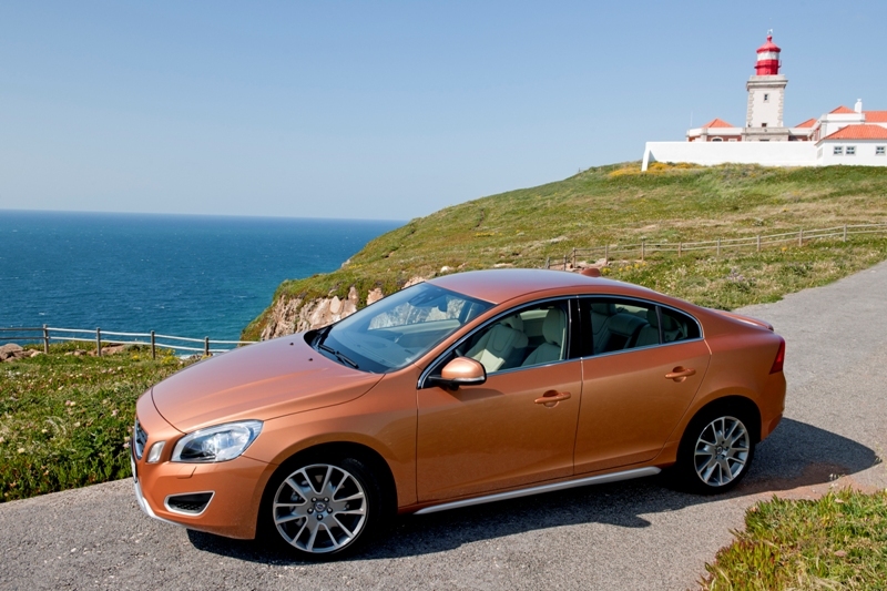 Autoesittely Volvo S60 2012