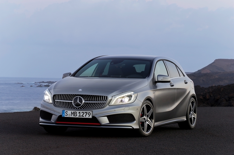 Autoesittely Mercedes-Benz A-Sarja 2012
