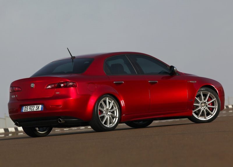 Autoesittely Alfa Romeo 159 2005-2012