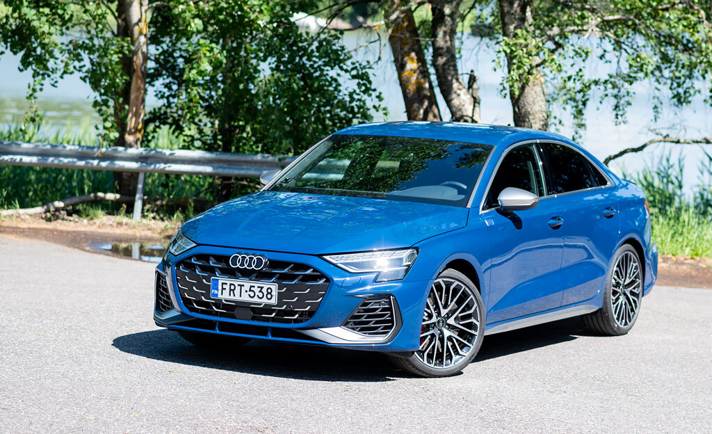 Koeajo Audi S3: Hienostunut kaarreohjus aikuiseen makuun