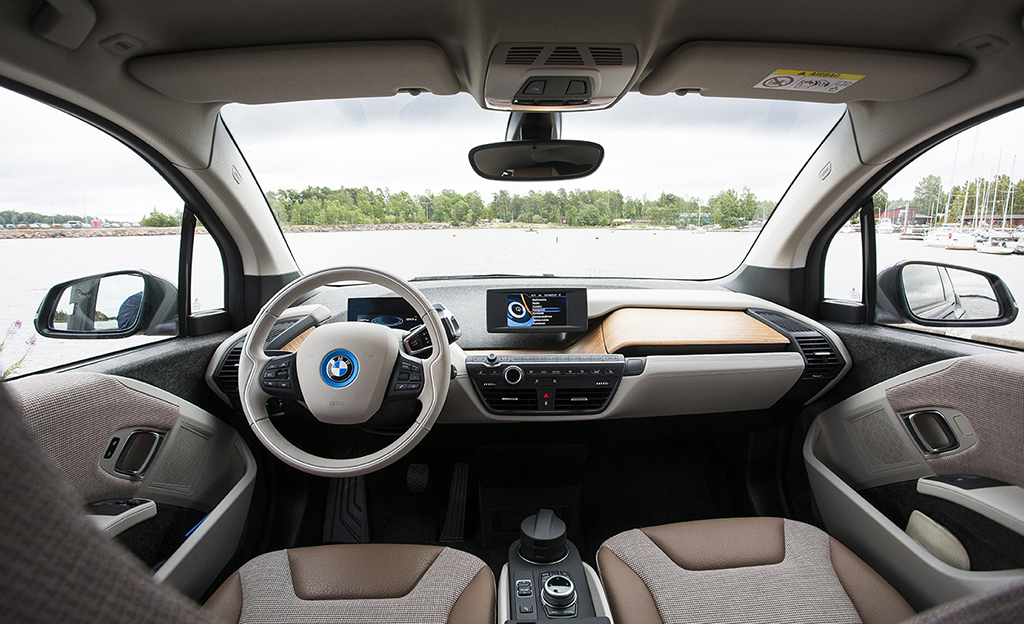 BMW i3 -täyssähköauto päivittyy pian – toimintasäde kasvaa 30 prosenttia