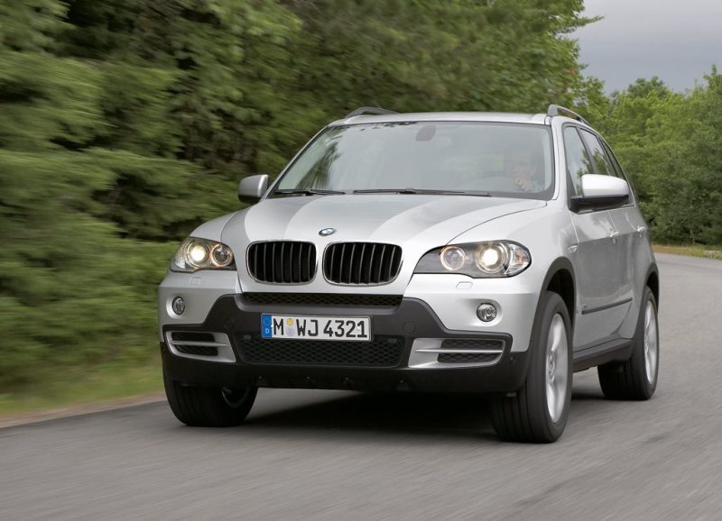 Autoesittely BMW X5 2006-2013