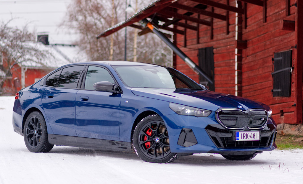 Koeajo: BMW i5 M60 - Kaikkien ylisanojen arvoinen