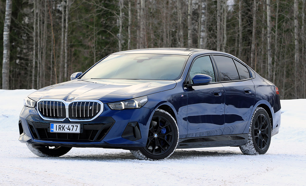 Koeajo: BMW i5 eDrive40 – Lähes maailman paras auto