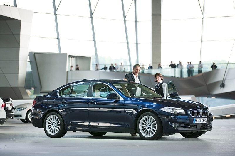 BMW Welt – uuden auton luovutuksesta ainutlaatuinen kokemus