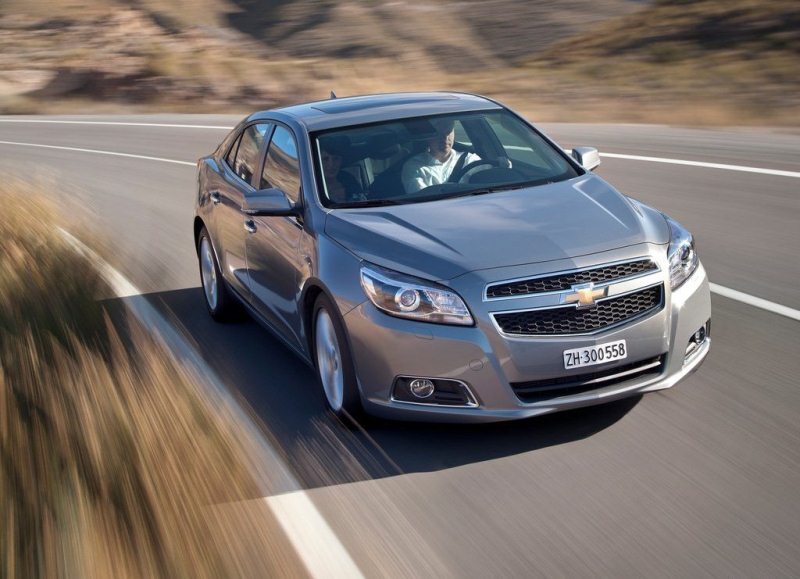 Autoesittely Chevrolet Malibu 2013