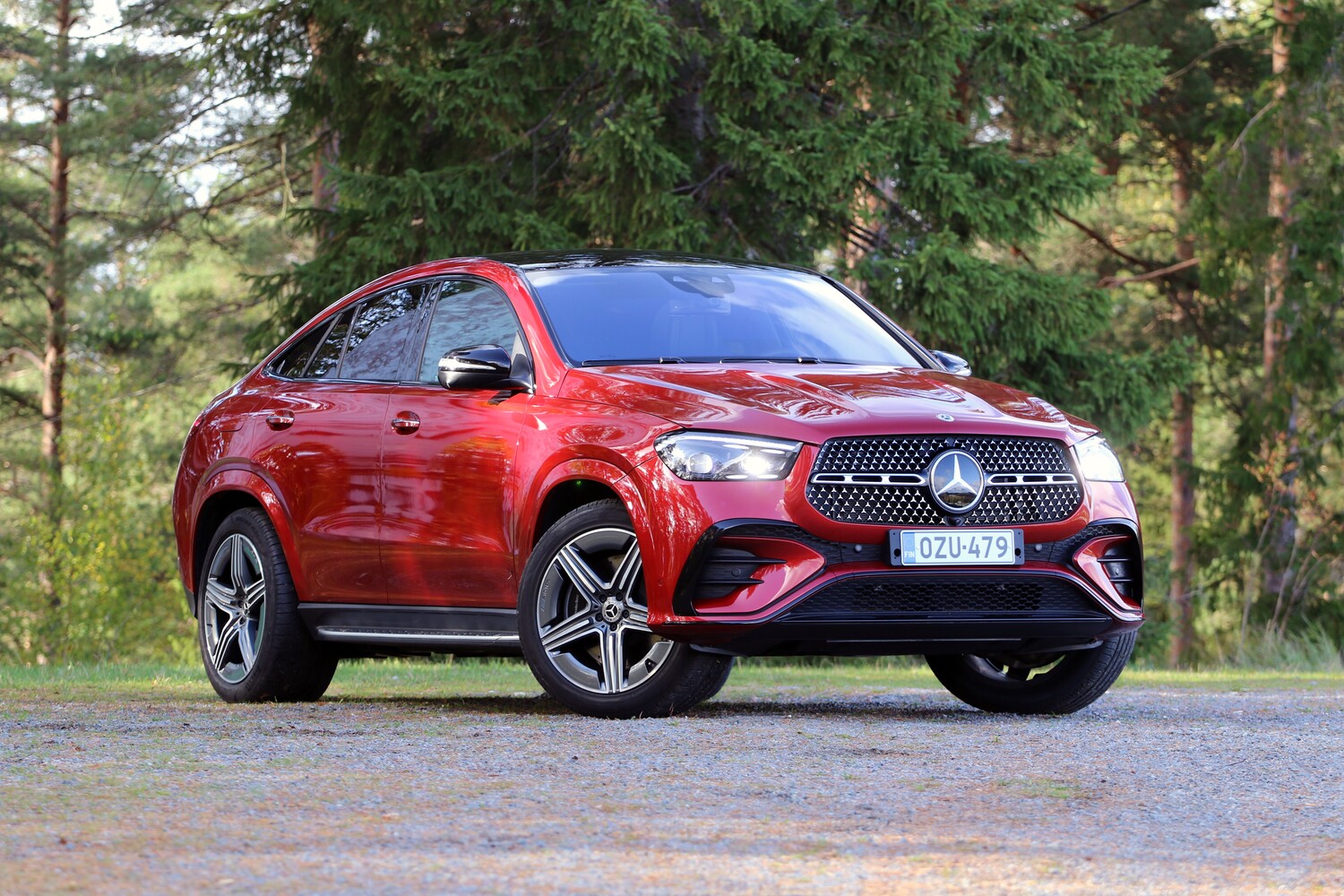 Koeajo: Mercedes-Benz GLE 400e – Iso auto imee energiaa
