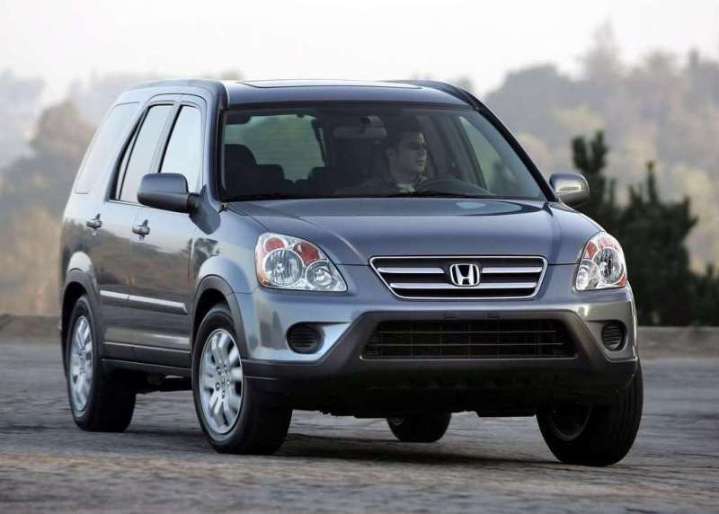 Autoesittely Honda CR-V 2002-2006