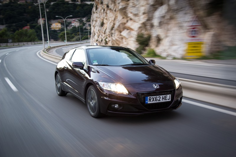 Autoesittely Honda CR-Z 2013