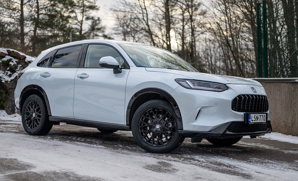 Koeajo: Honda ZR-V – Ajonautintoa arvostavalle