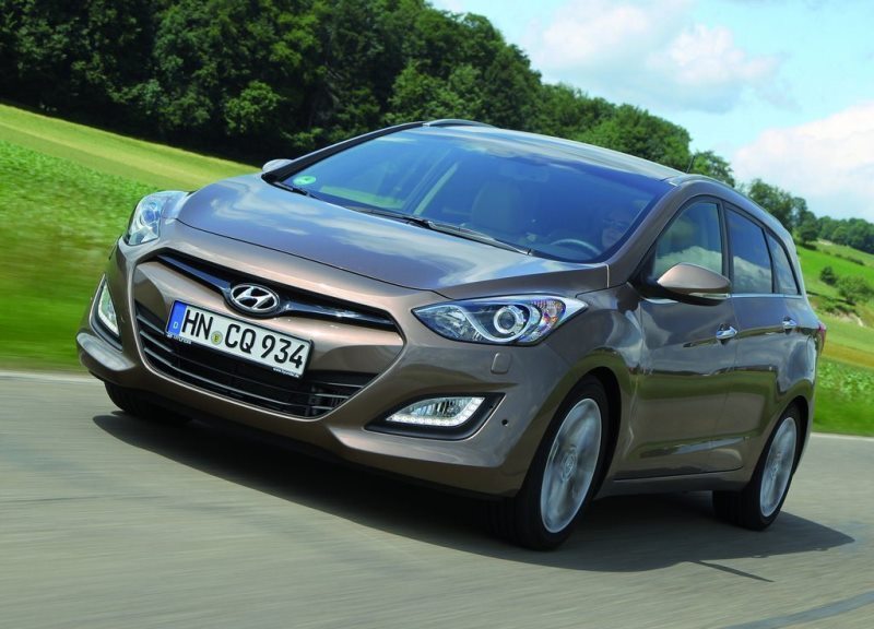 Autoesittely Hyundai i30 Wagon 2013