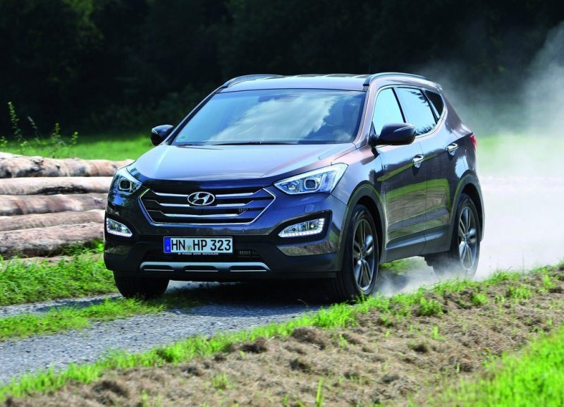 Autoesittely Hyundai Santa Fe 2013
