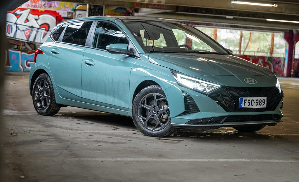 Koeajo: Hyundai i20 Hybrid – Vahva haastaja 20 000 euron luokkaan