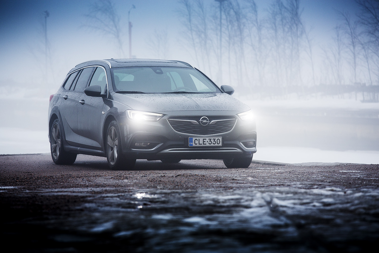 Koeajossa Opel Insignia Country Tourer - 4 syytä koeajaa