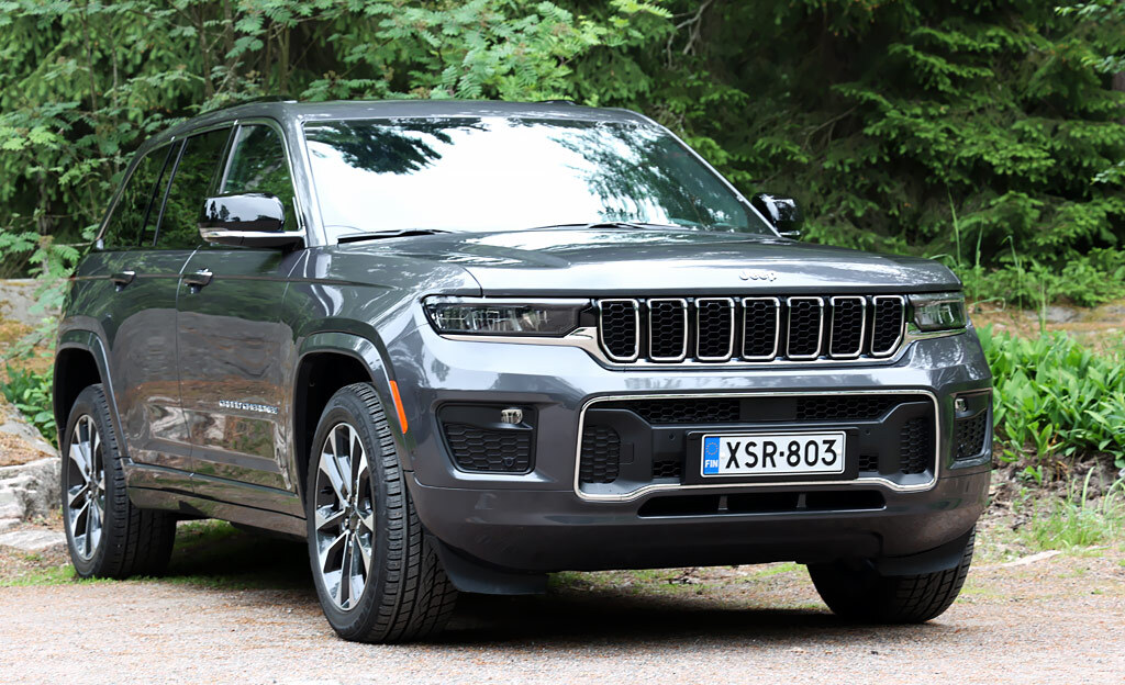Koeajo: Jeep Grand Cherokee – Luksusautolla on maastoauton sydän