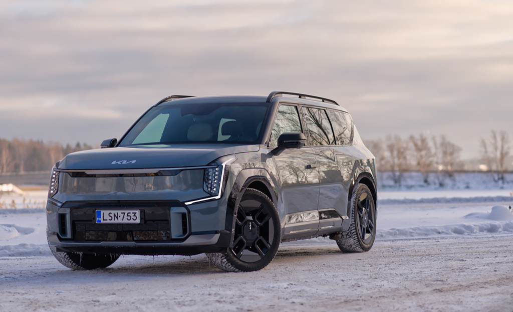 Koeajo: Kia EV9 – Jättiautojen uusi kuningas
