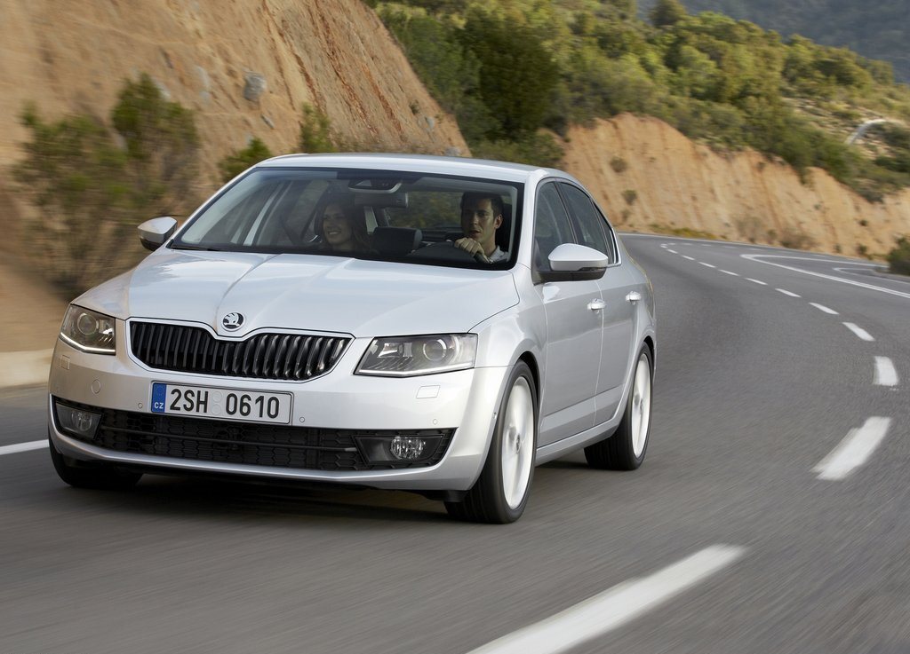 Koeajo Skoda Octavia 2.0 TDI DSG Elegance 2013