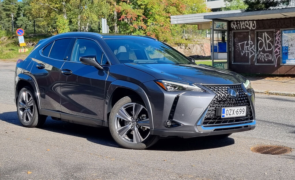 Koeajo: Lexus UX 300e 2023 – Luksusta niille, jotka nauttivat lataamisesta