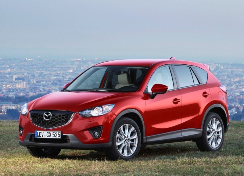 Autoesittely Mazda CX-5 2013
