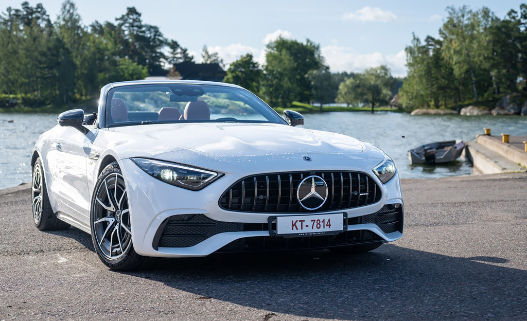 Koeajo: Mercedes-AMG SL 43 – Nautintoa silmälle ja ajajalle