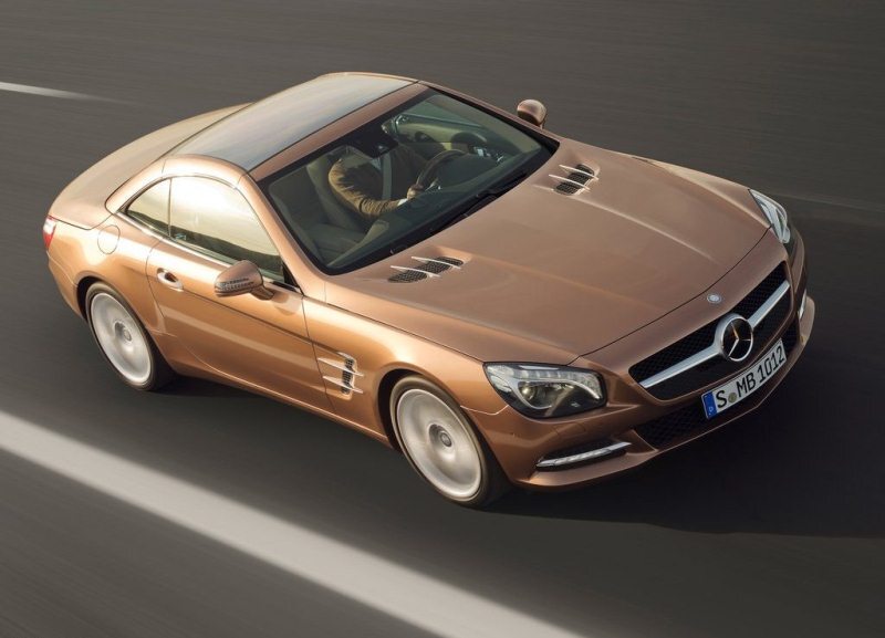 Autoesittely Mercedes-Benz SL 2012