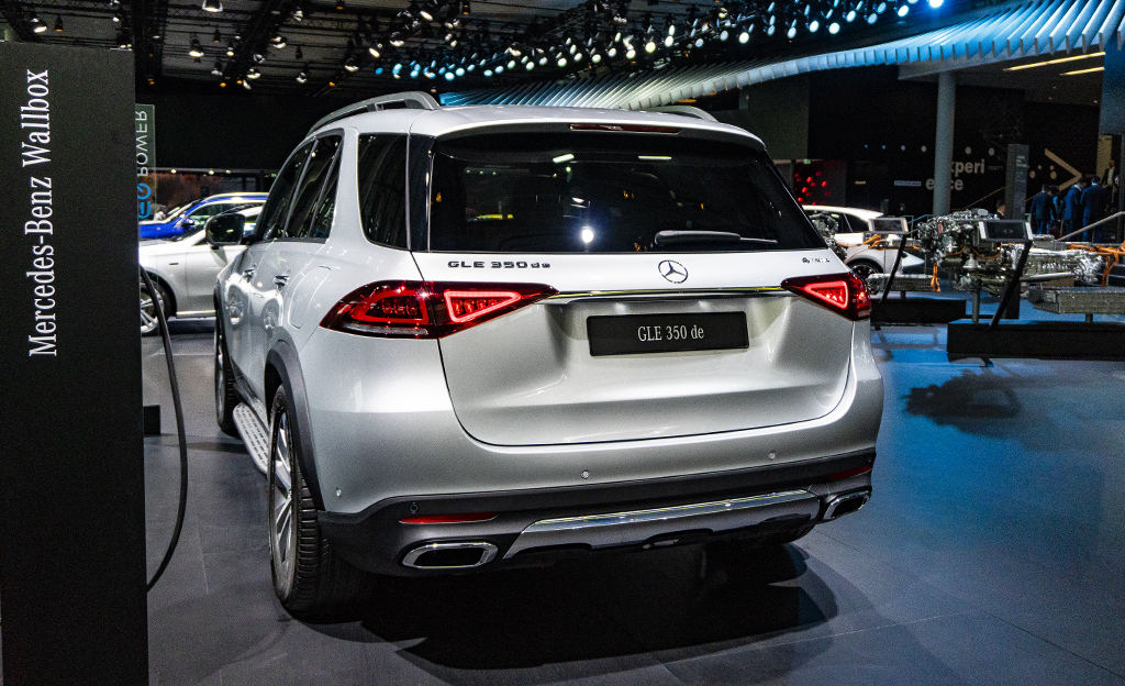 Diesel-hybridi suurella akulla – Mercedes-Benz GLE 350 de saattaa olla luokkansa järkevin valinta