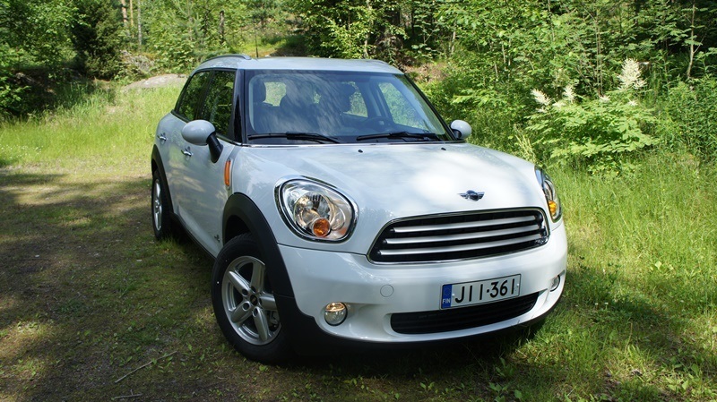 Autoesittely Mini Countryman 2013