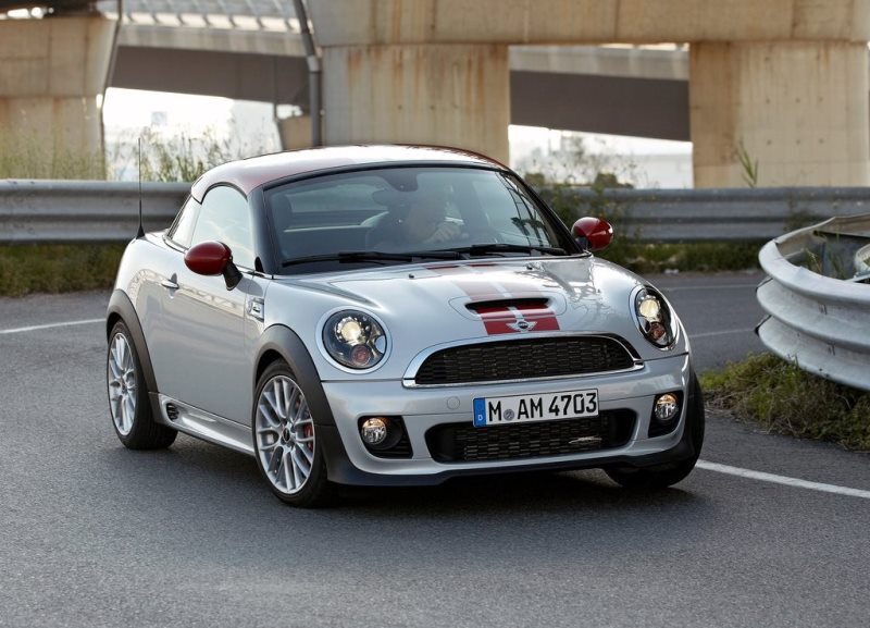 Autoesittely Mini Coupé 2013