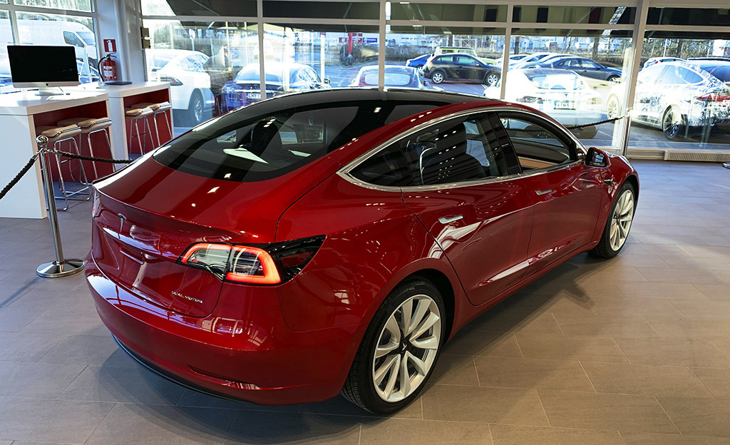 Tesla Model 3 sai Suomen hinnat – 544 km Long Range -versio alkaen 60 500 euroa