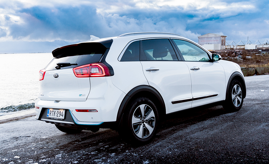 Koeajo: Kia Niro Plug-in - edullisemman pään pistokehybridi