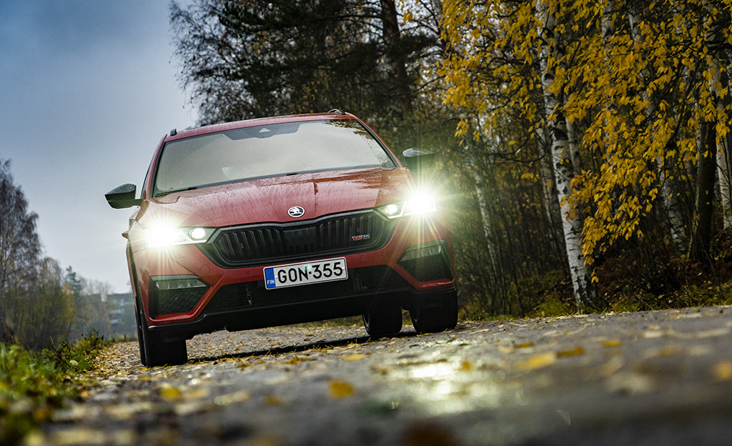 Ei kahta sanaa, tämä tulee myymään – ensifiilikset Škoda Octavia iV -lataushybridistä
