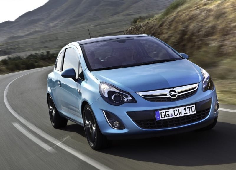 Autoesittely Opel Corsa 2013