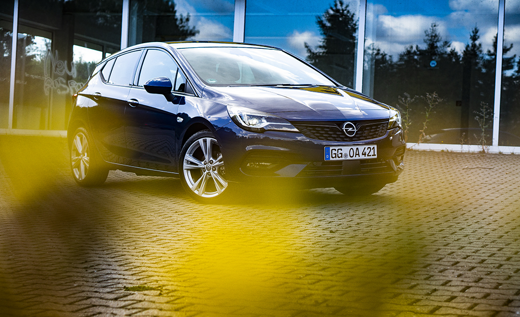 Koeajossa uuden Opel Astran yllättävä voimalinjaratkaisu – onko tästä hitiksi asti?