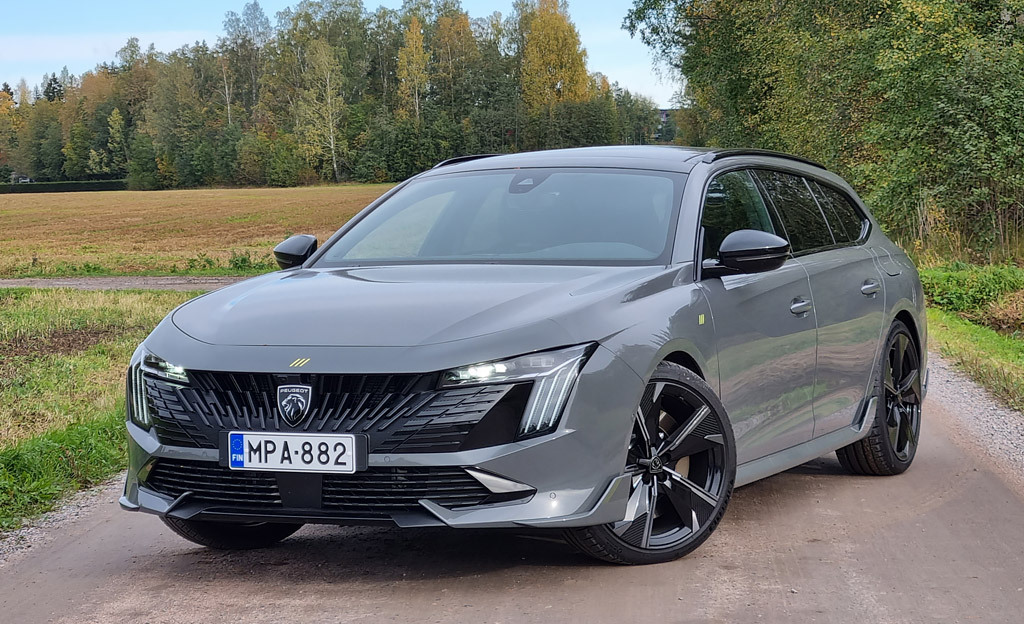 Koeajo: Peugeot 508 PSE on auto omassa luokassaan