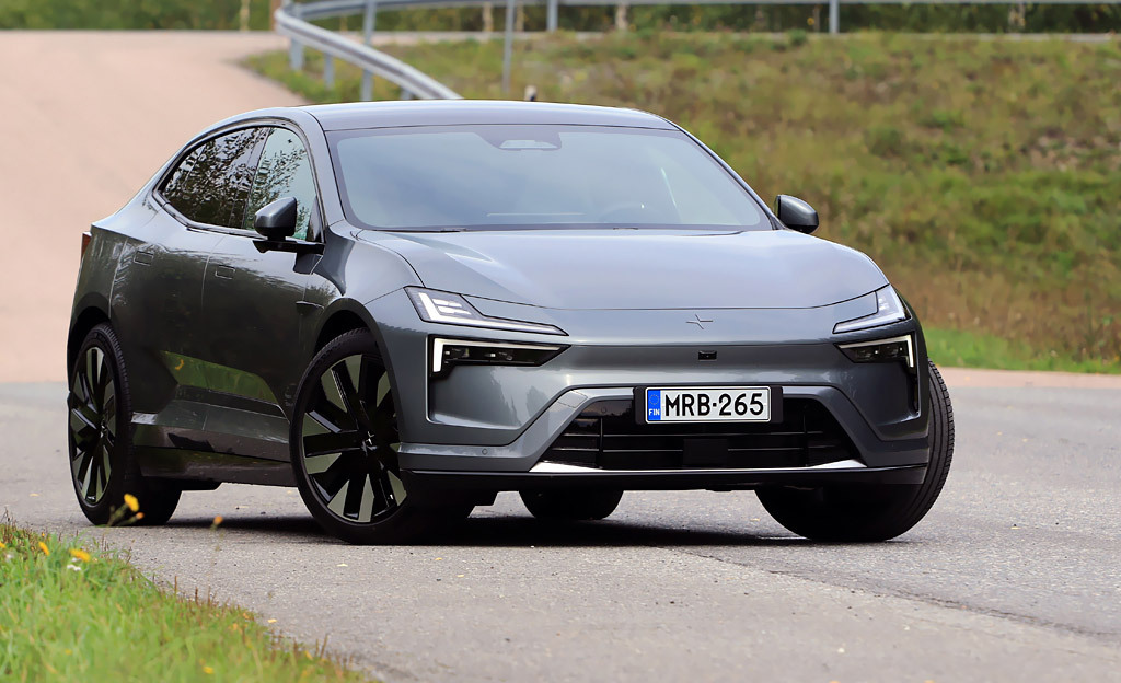 Koeajo: Polestar 4 – Täynnä järkeviä ratkaisuja
