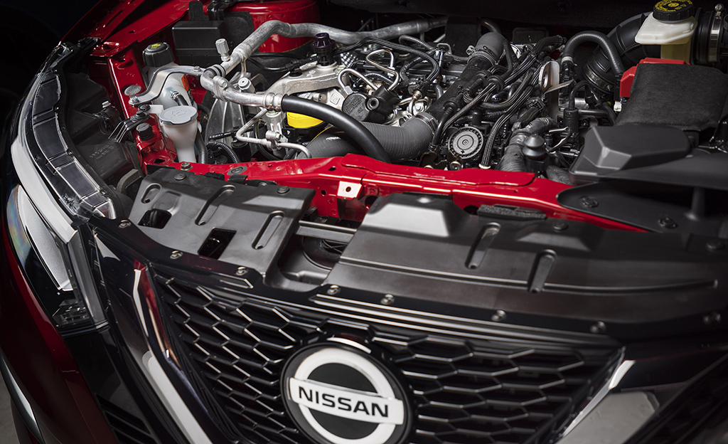 Suomalaisten suosikki-SUV saa uuden moottorin – Nissanin ja Mercedes-Benzin yhteistuotos