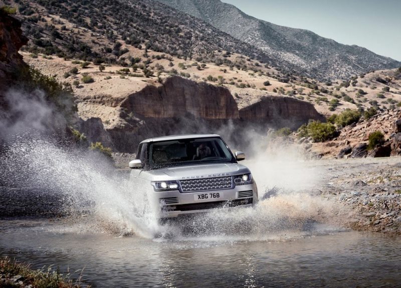Autoesittely Land Rover Range Rover 2013