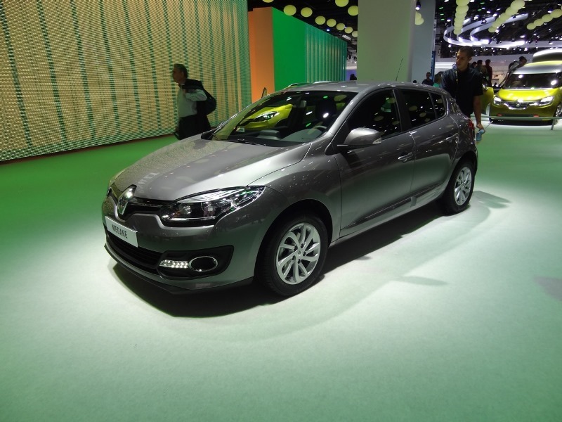 Frankfurtin autonäyttely 2013: Renault ja Dacia