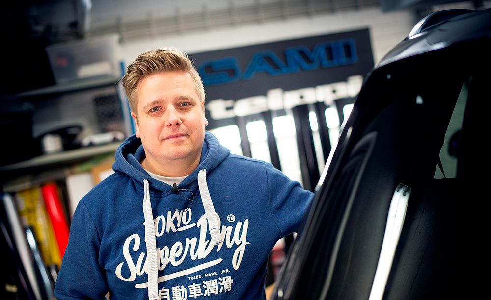 Teippaus vai maalaus – millä näyttävä pinta autoon?
