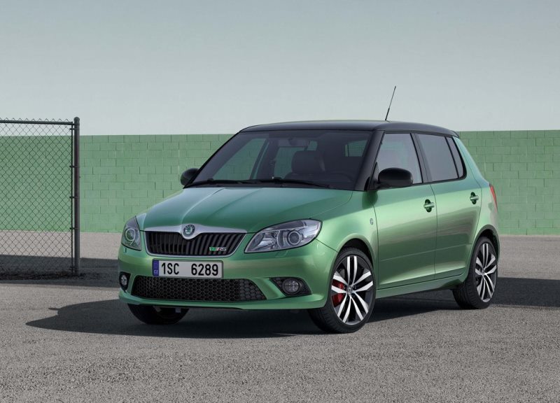 Autoesittely Skoda Fabia RS 2013