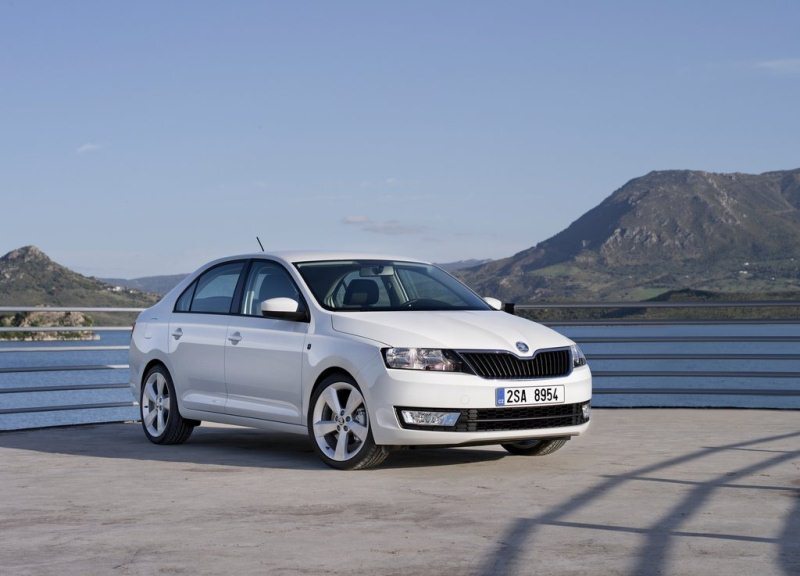 Autoesittely Skoda Rapid 2013