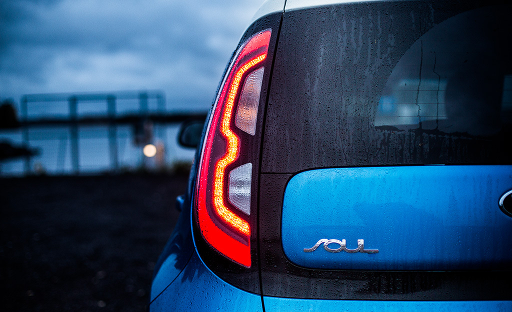 Koeajossa Kia Soul EV - helppo siirtyminen sähköautoiluun