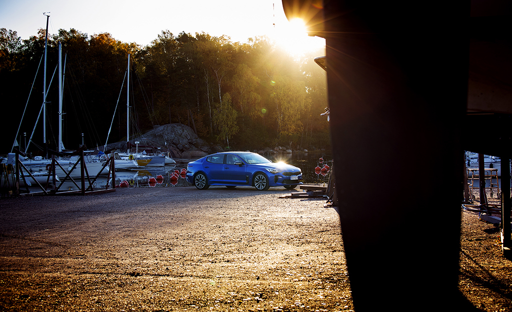 Koeajossa Kia Stinger – GT-helmi osoittautui myös käytännölliseksi