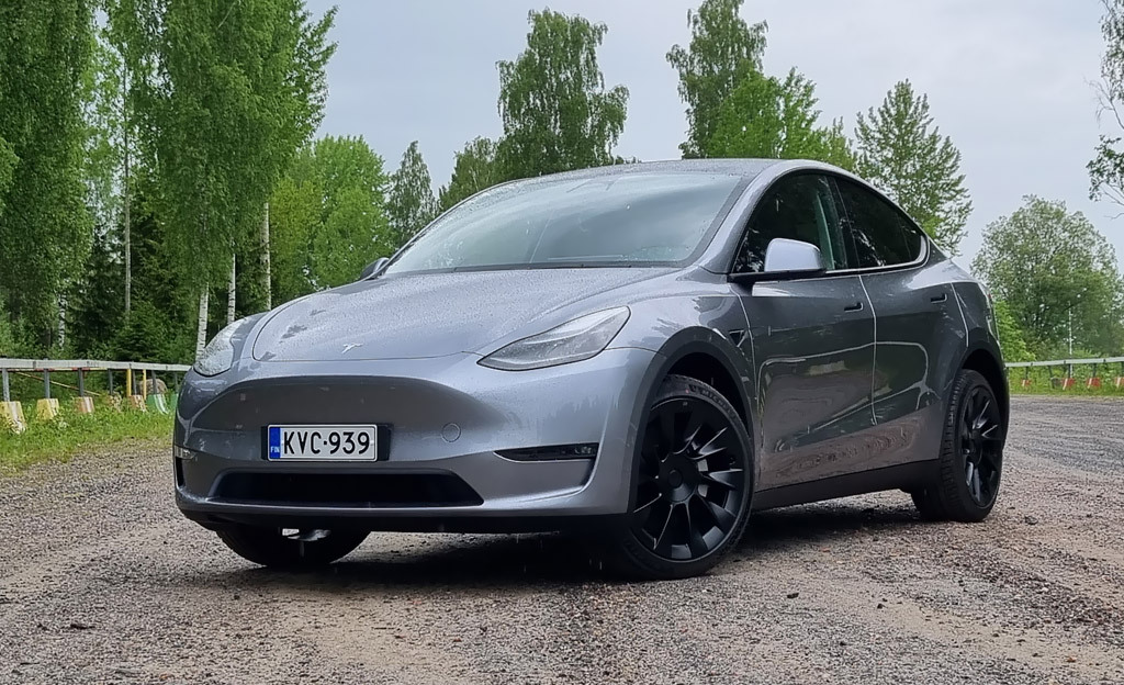 Koeajo: Tesla Model Y LR – Onko tässä 2020-luvun uusi kansanauto?