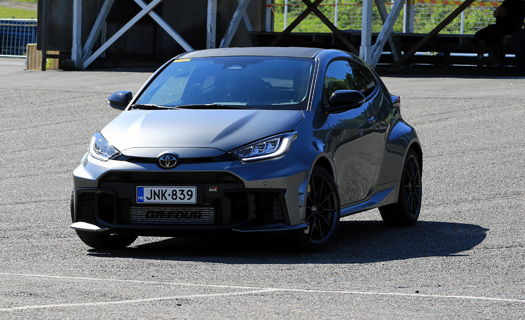Koeajo: Toyota GR Yaris – Hurja ja hauska pikkuauto
