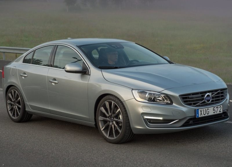 Autoesittely Volvo S60 & V60 2013