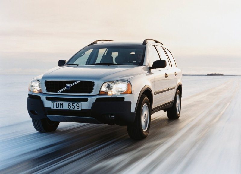 Autoesittely Volvo XC90 2003-2012