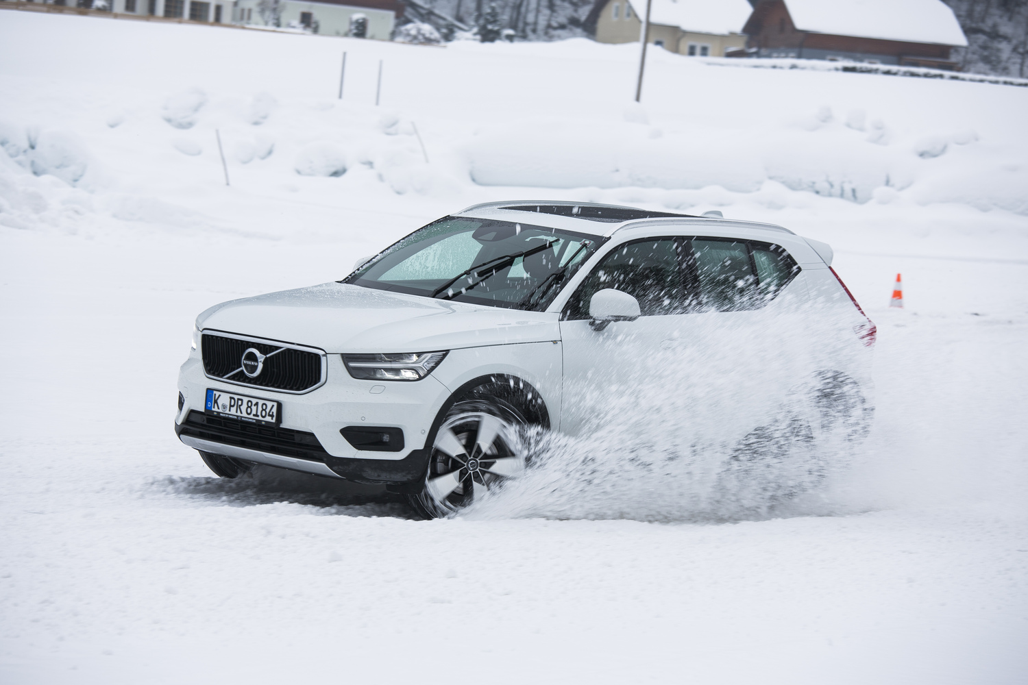 Koeajossa Volvo XC40 - kaikki mitä tarvitset