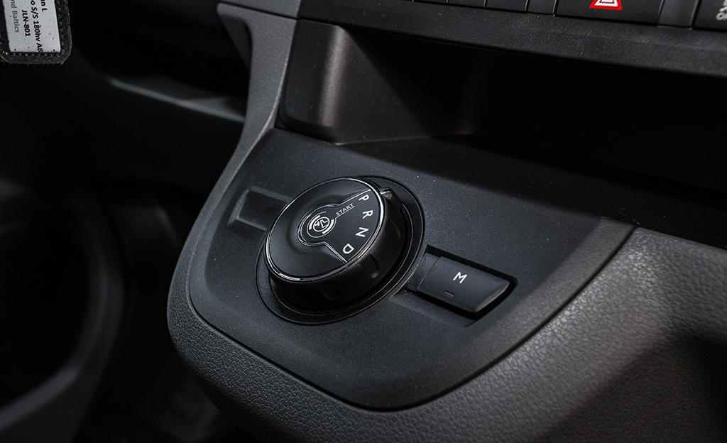 Opel Vivaro automaattivaihteisto