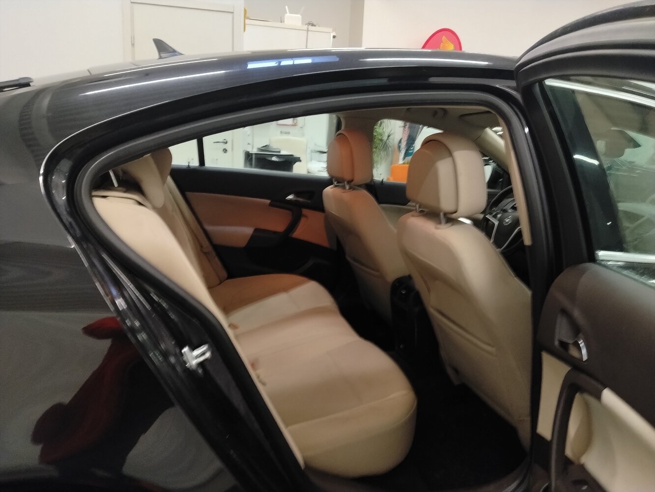 Opel Insignia vaihtoauto